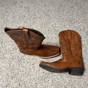 Ariat Tan Leather Boots